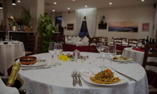 Ristorante - Giardino delle Veneri, antica pizzeria e ristorante di cucina mediterranea